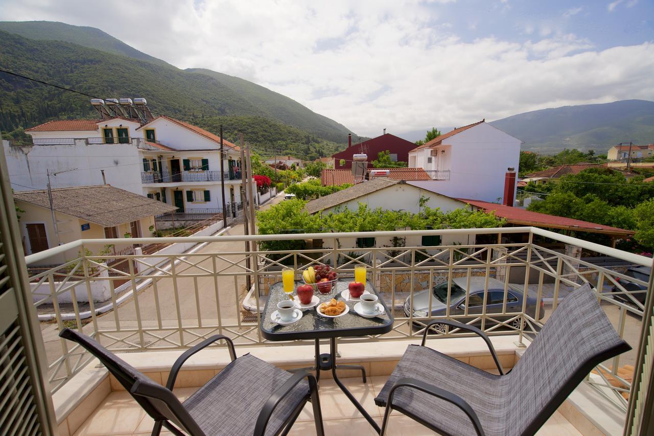 Marina'S Apartments Сами Экстерьер фото